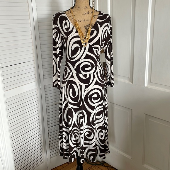 Gorgeous dress (bag A) - Picture 1 of 6